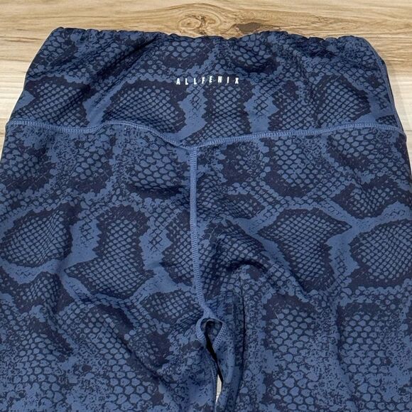 Allfenix Python Charcoal Snakeskin Print 7/8 Leggings Women’s Large - Picture 5 of 5